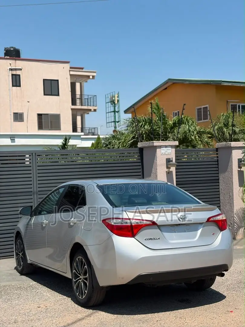 Toyota Corolla S 4dr Sedan (1.8L 4cyl CVT) 2016
