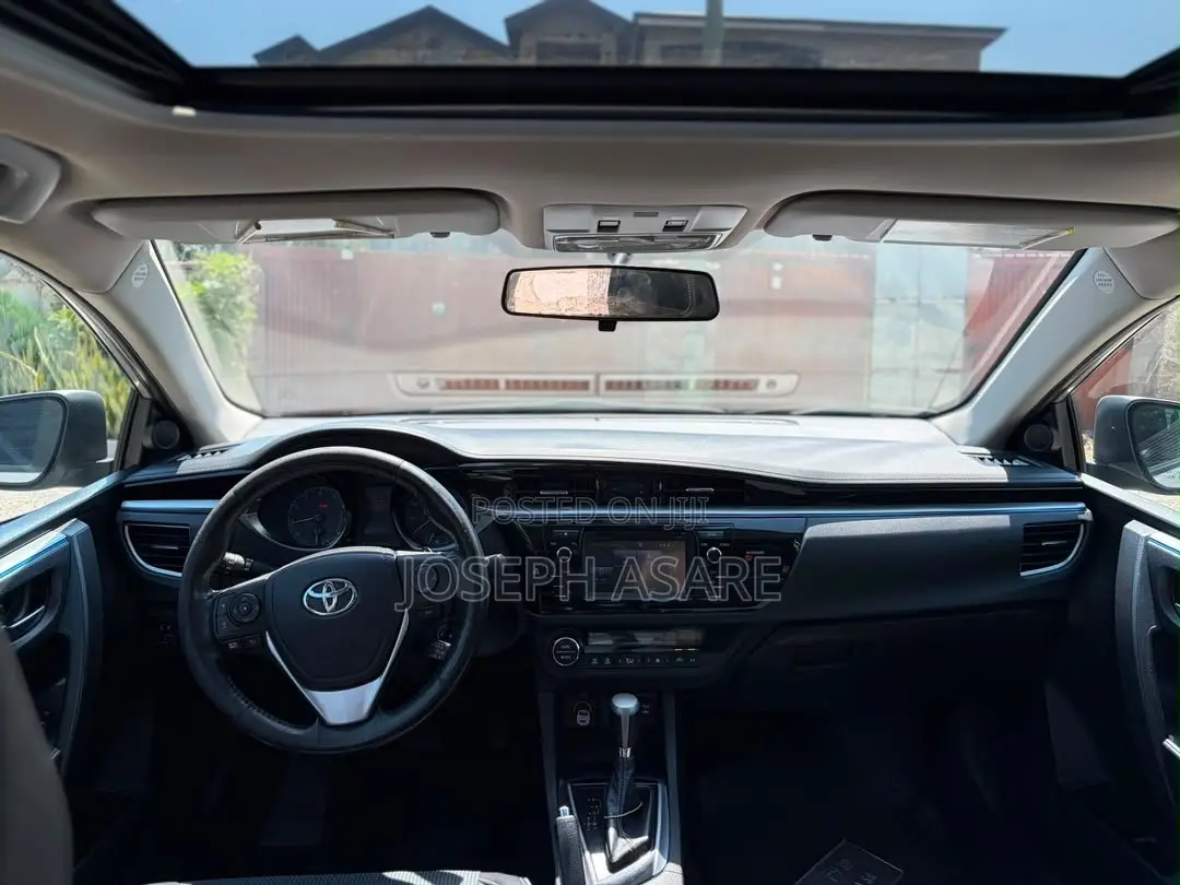 Toyota Corolla S 4dr Sedan (1.8L 4cyl CVT) 2016