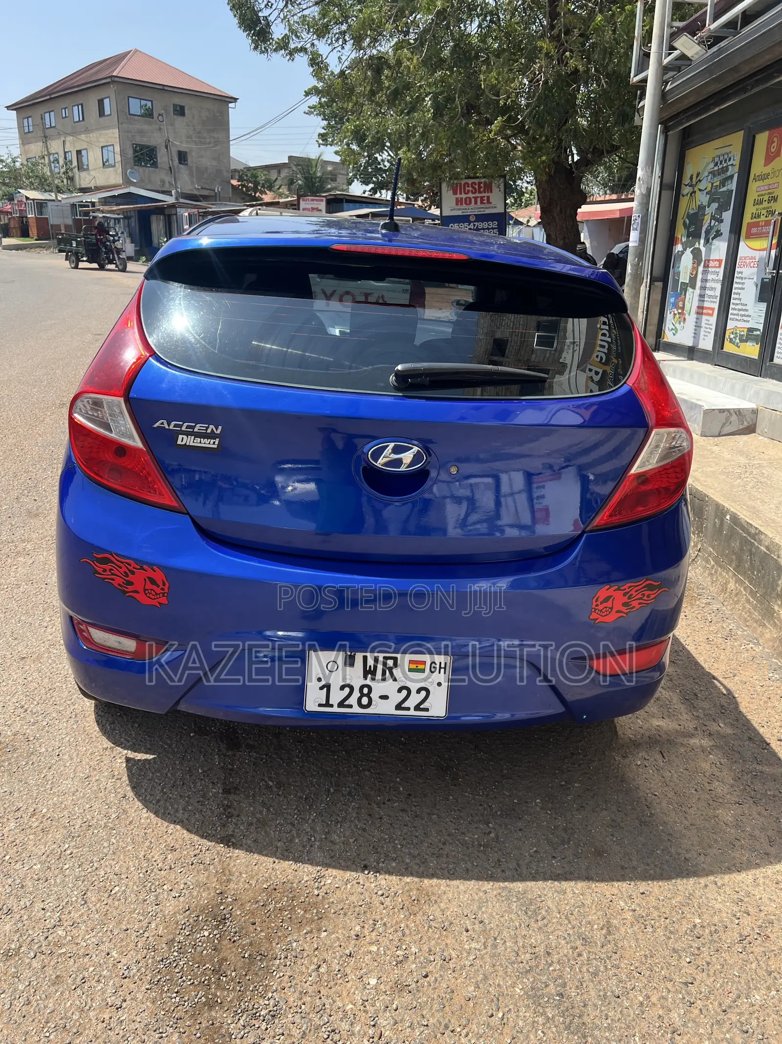 Hyundai Accent 2012 Blue