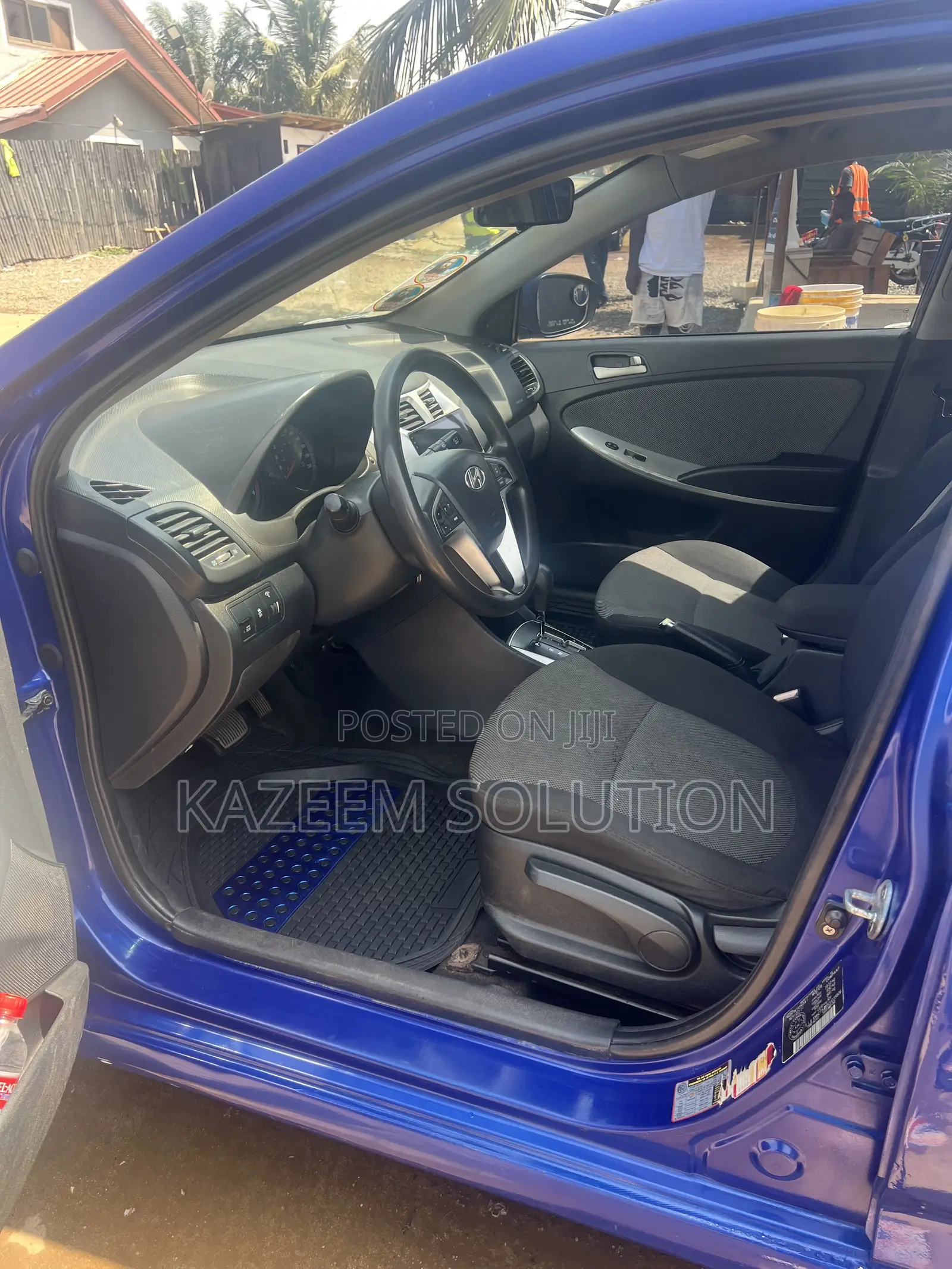 Hyundai Accent 2012 Blue