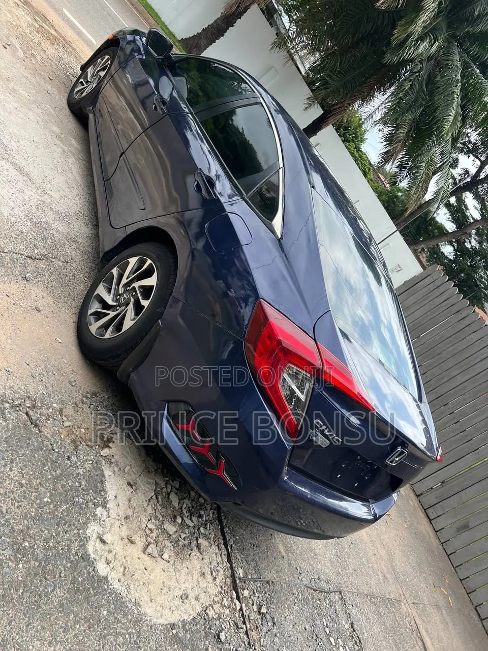 Honda Civic EX-L 4dr Sedan (1.5L 4cyl) 2017 Blue