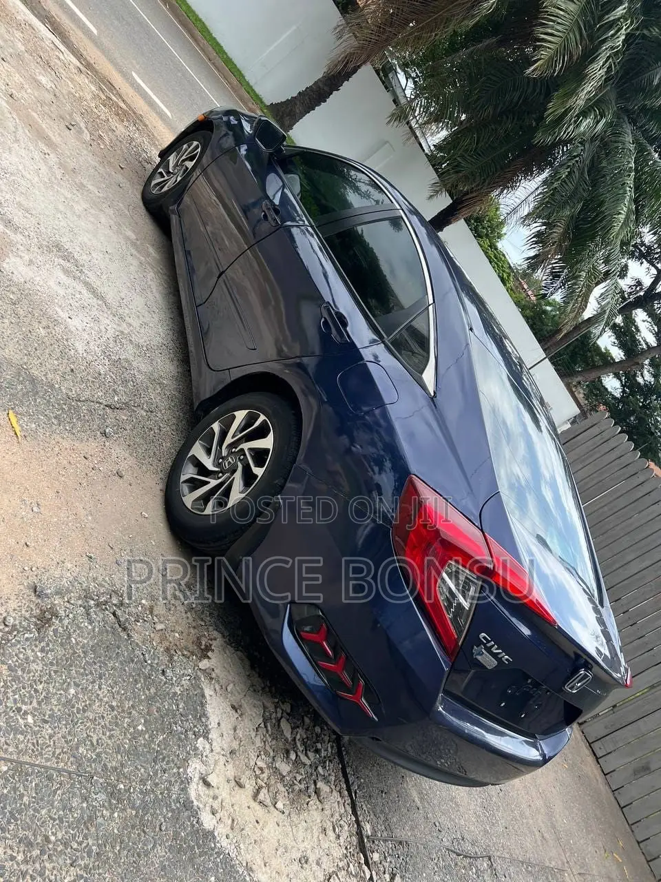 Honda Civic EX-L 4dr Sedan (1.5L 4cyl) 2017 Blue