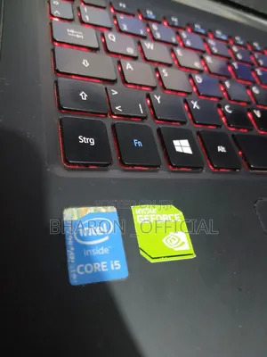 Laptop Acer Aspire A715 71G 16GB Intel Core i5 SSHD+SSD 1T