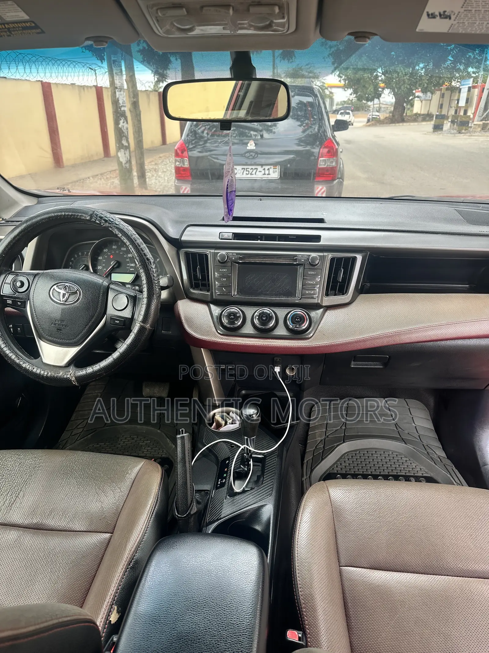 Toyota RAV4 LE 4dr SUV AWD (2.5L 4cyl 6A) 2014 Red