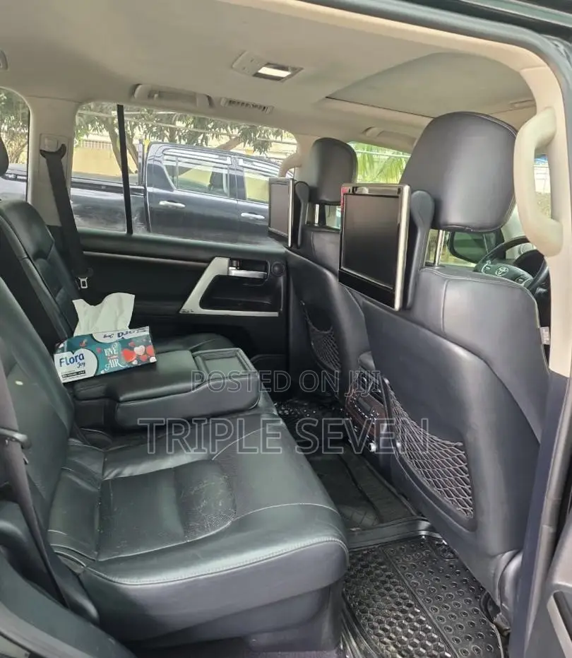 Toyota Land Cruiser 2018 Black