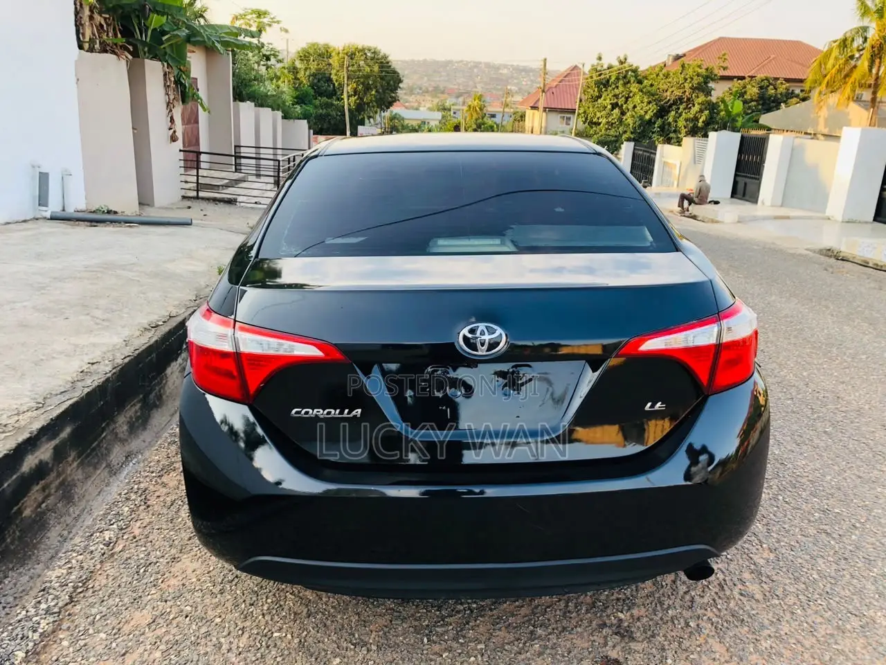 Toyota Corolla 2016 Black