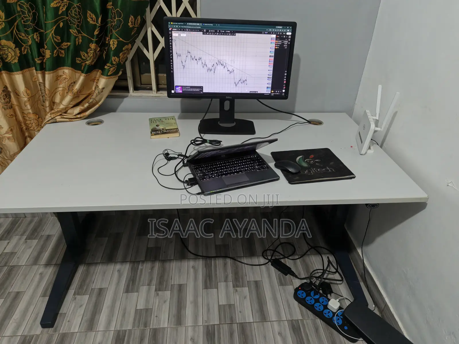 Dell Monitor 24 Inches 2 Pieces Available
