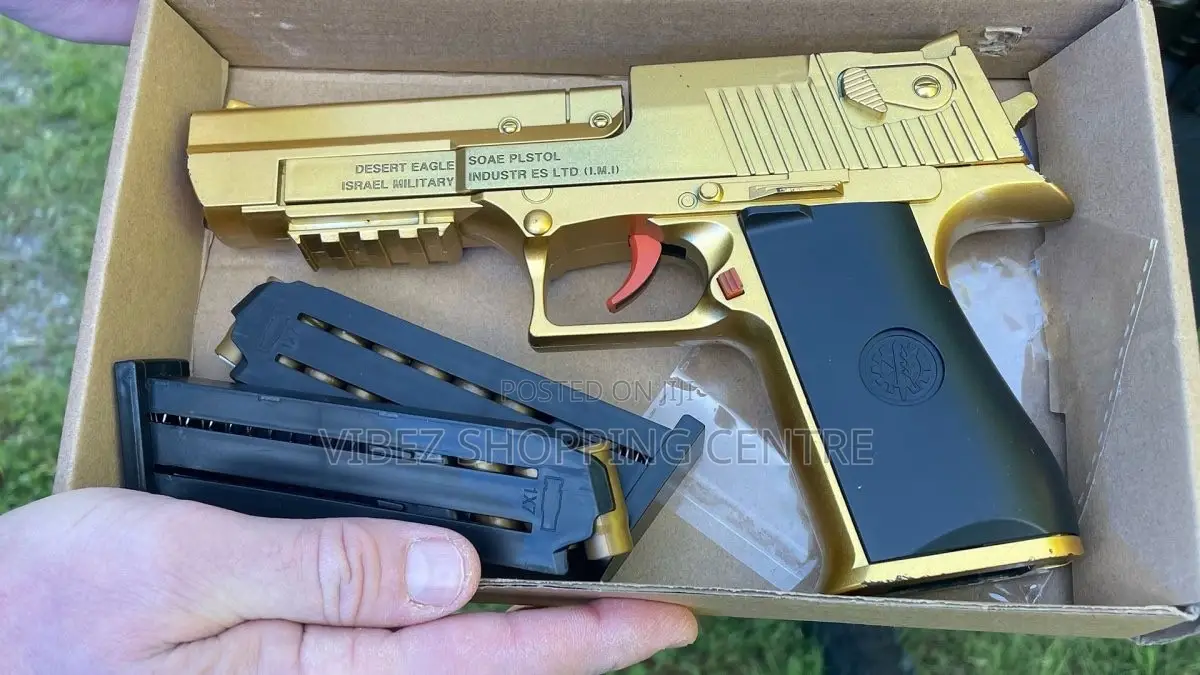 Mechanical Desert Eagle Toy Gun With Shell Injection and Soft Bullet