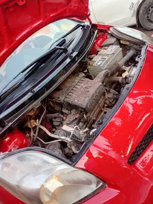 Toyota Vitz 2010 Red