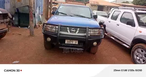 Nissan Hardbody 2007 Blue