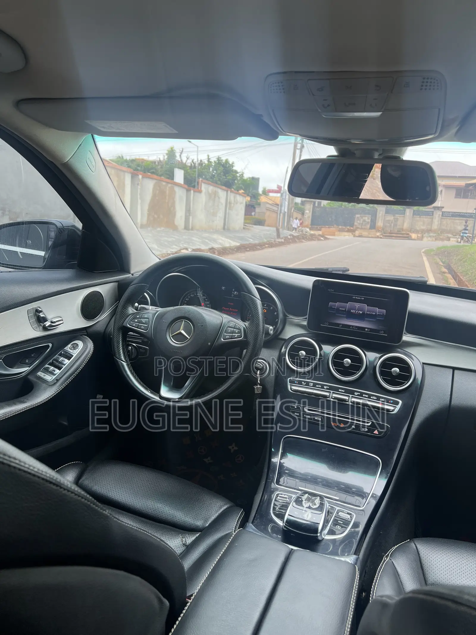 Mercedes-Benz C300 2015 Black