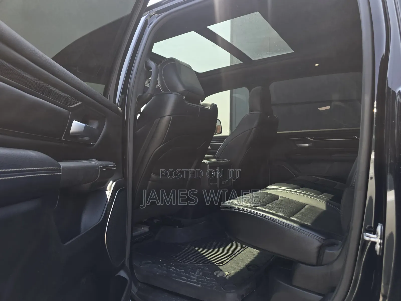 Dodge RAM 1500 5.7 Hybrid AWD 2020 Black
