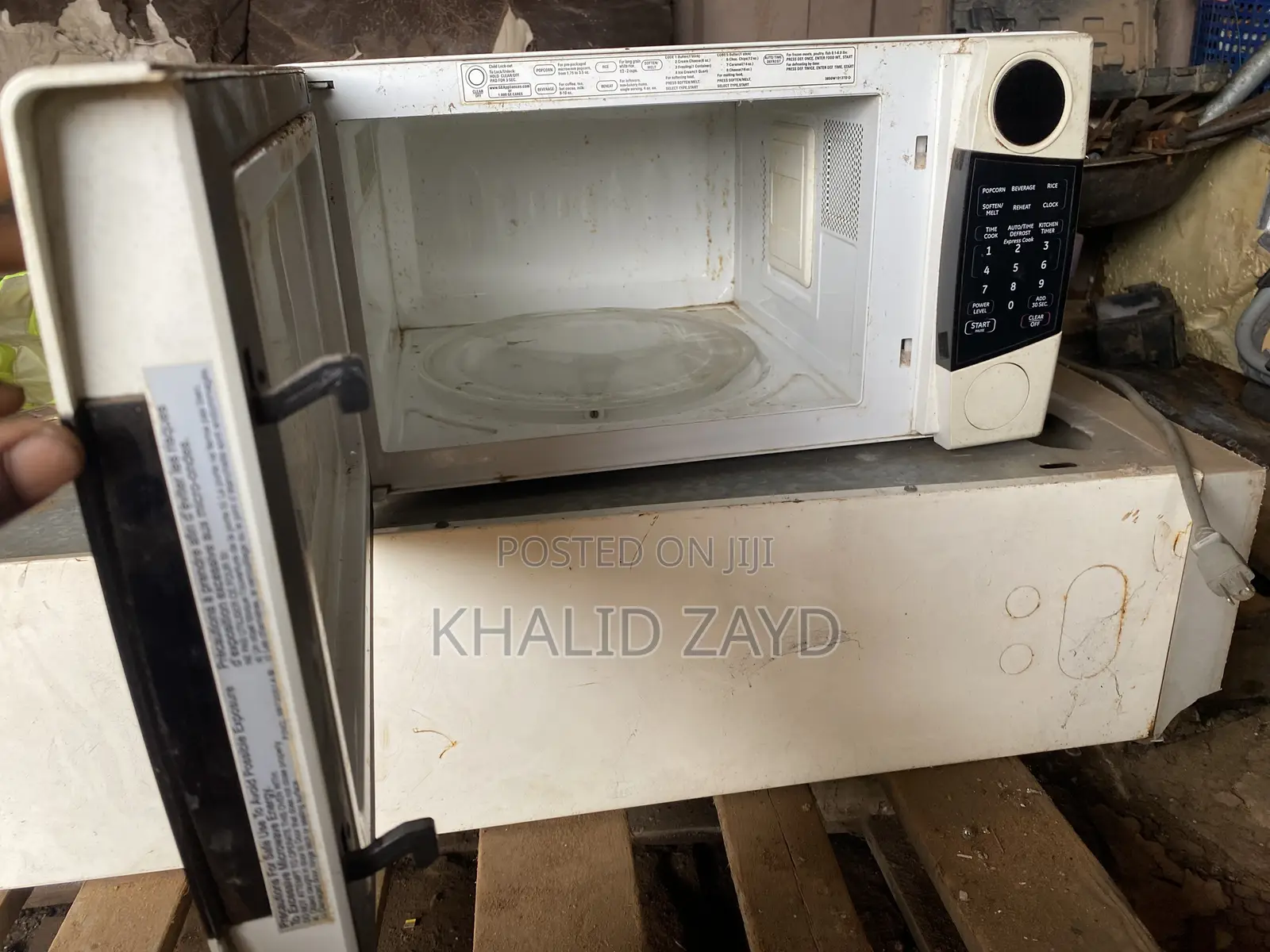 Microwave Oven