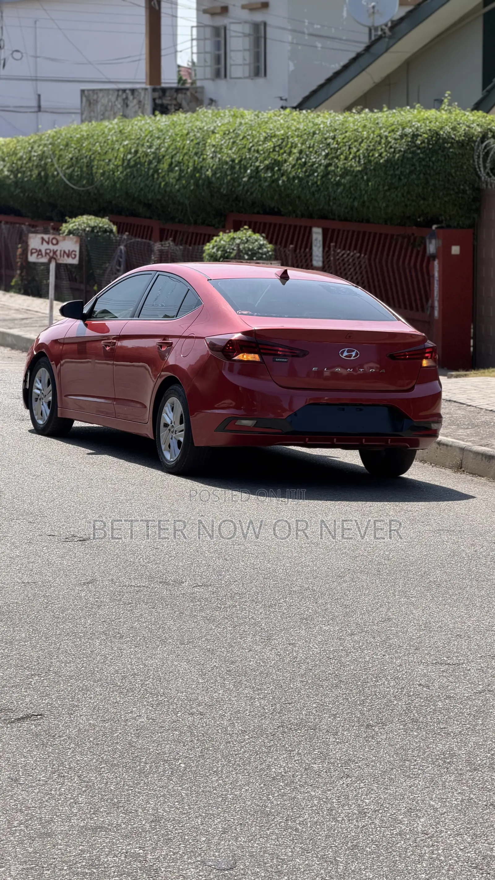 Hyundai Elantra SEL 2020 Red
