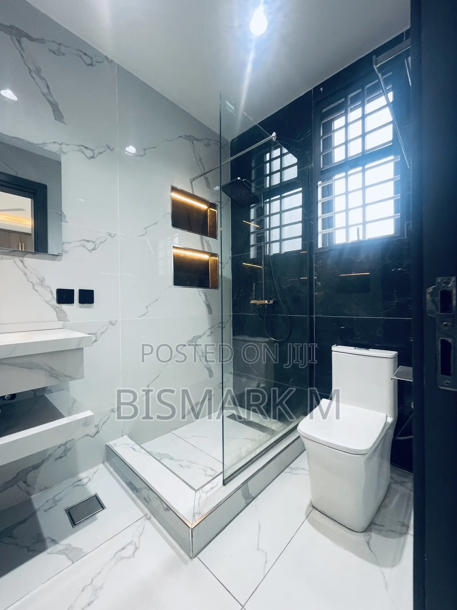 2bdrm Apartment in Lakeside Estate, Ashaley Botwe for rent