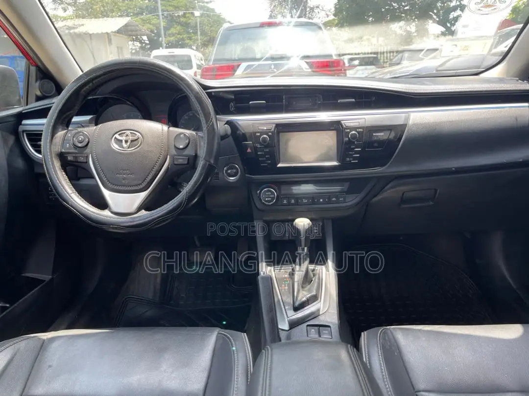 Toyota Corolla 2014 Red