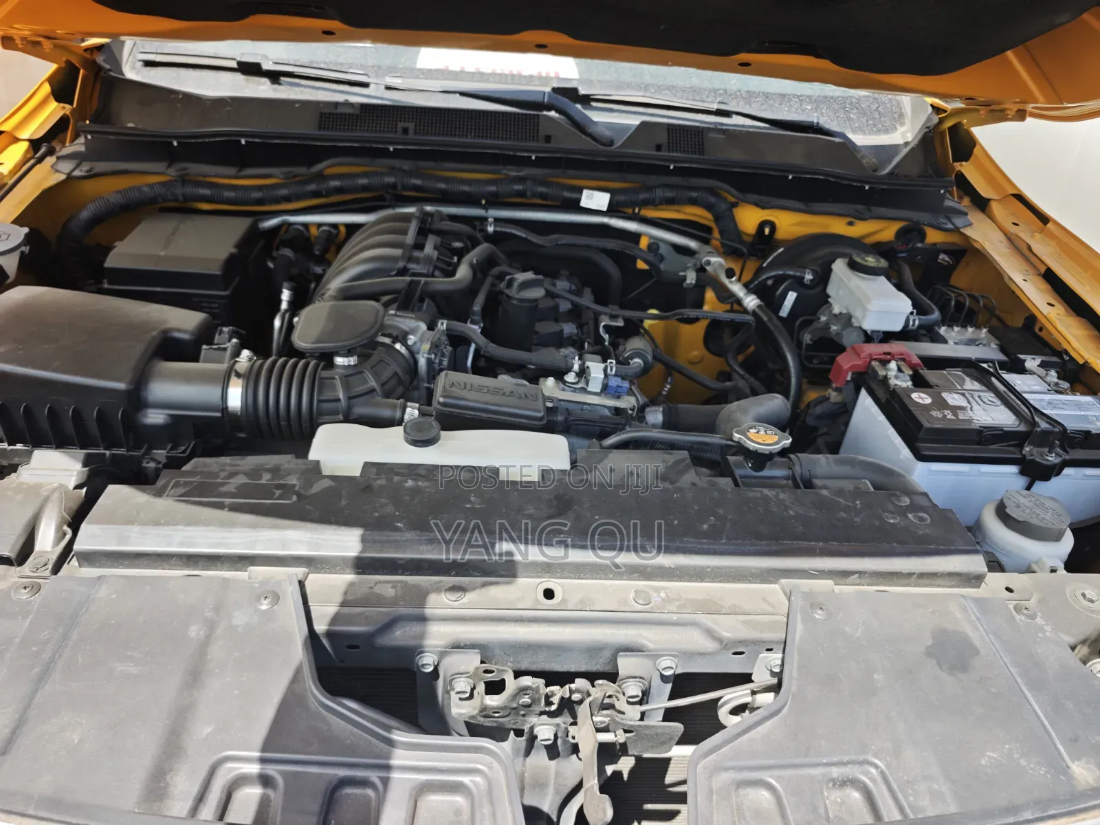 Nissan Navara 2020 Yellow
