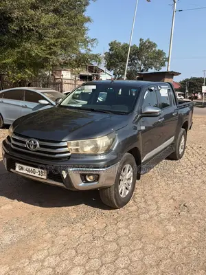 Toyota Hilux 2018 Black