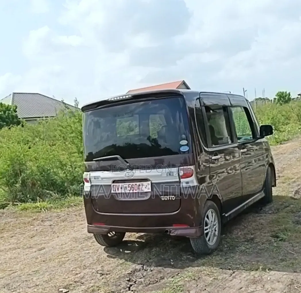 Toyota Toyoace 2010 Purple
