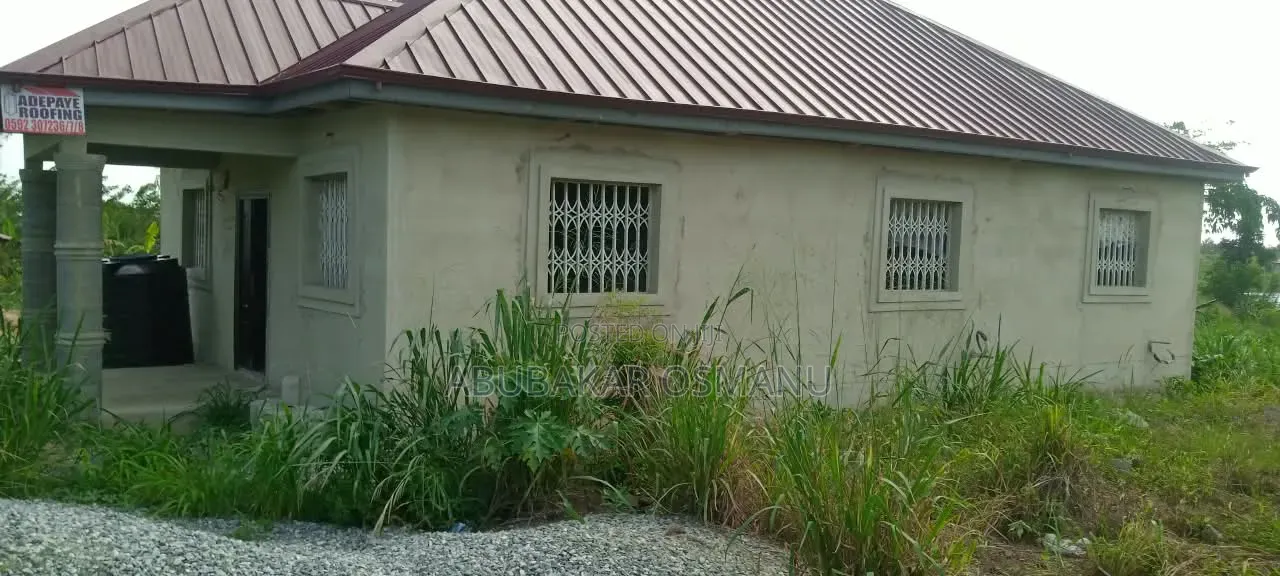 2bdrm House in Nsawam Adoagyiri Municipal for sale