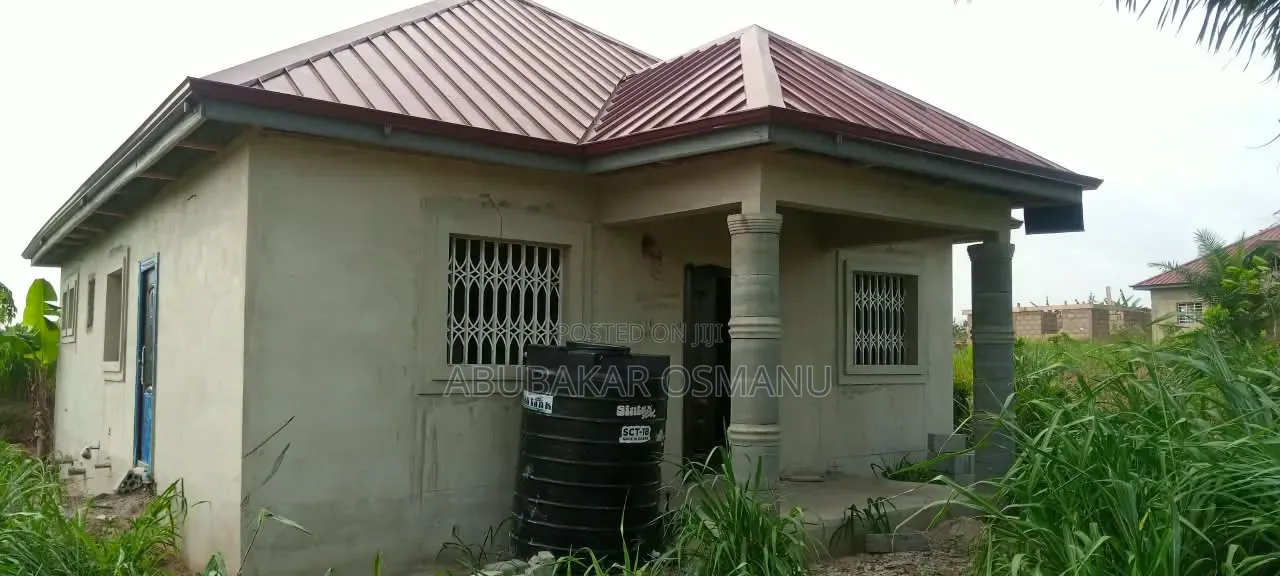 2bdrm House in Nsawam Adoagyiri Municipal for sale