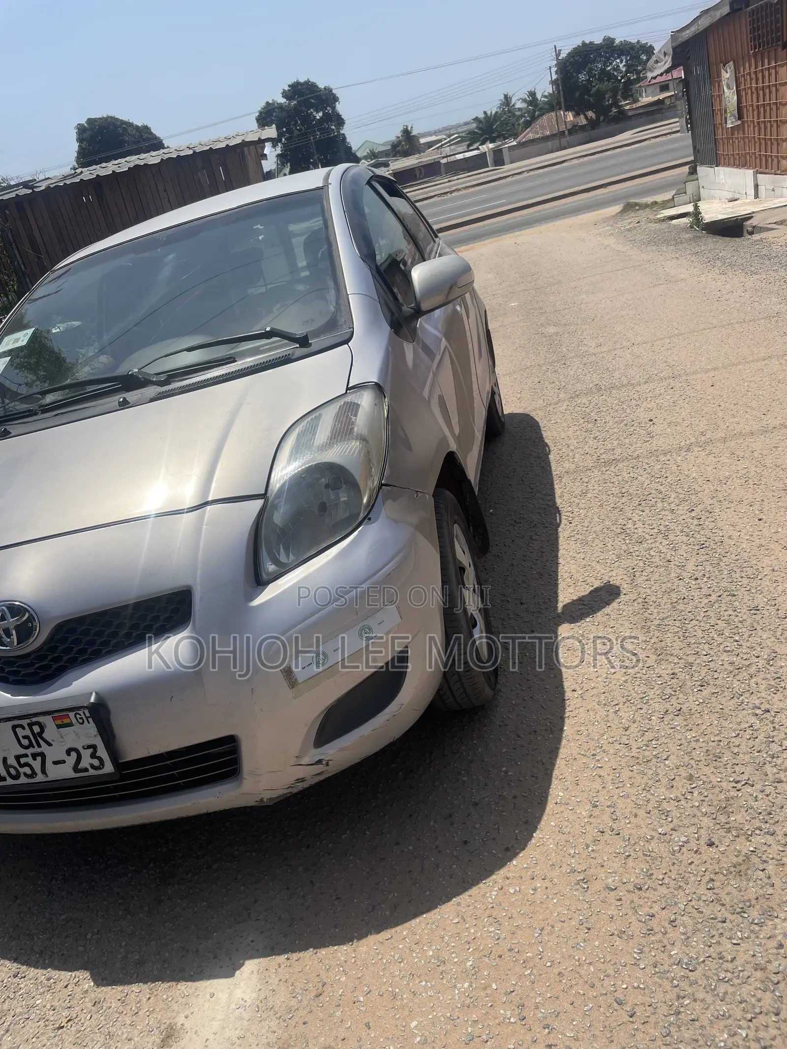 Toyota Vitz 2012 Gray