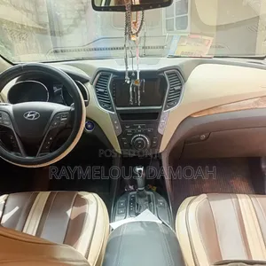 Hyundai Santa Fe SE AWD 2016 White
