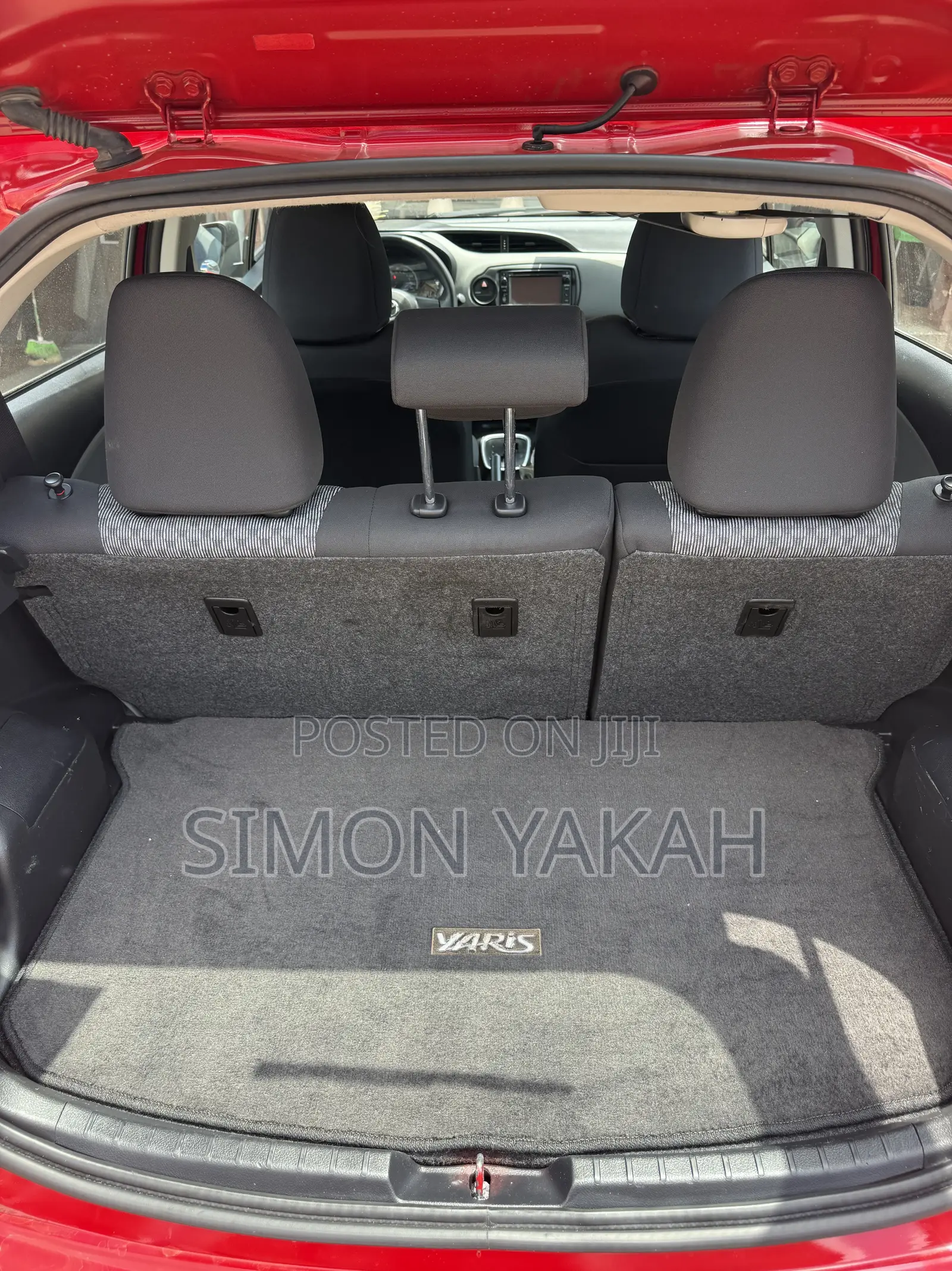 Toyota Yaris SE Hatchback 5dr 2016 Red