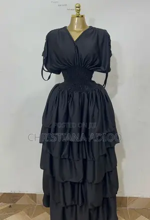Handmade Dress Going for a Cool 300gh
