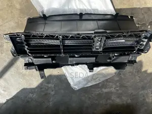 Honda CRV Front Shutter Grill With Motor 1017 2018 2019 2020 2021 2022