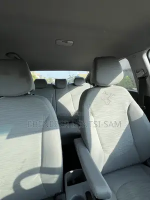 Hyundai Accent 2016 Silver