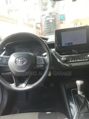 Toyota Corolla 2023 Silver