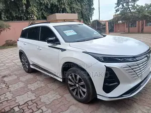 New Changan X5 Plus 1.5 Blue Core FWD 2025 White