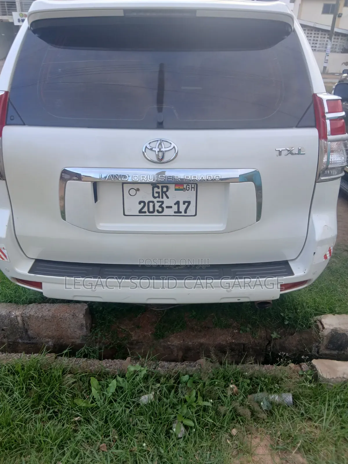 Toyota Land Cruiser Prado 2019 White
