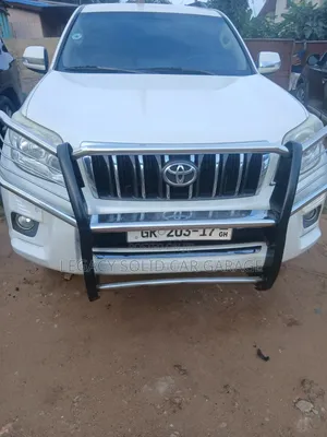 Toyota Land Cruiser Prado 2019 White