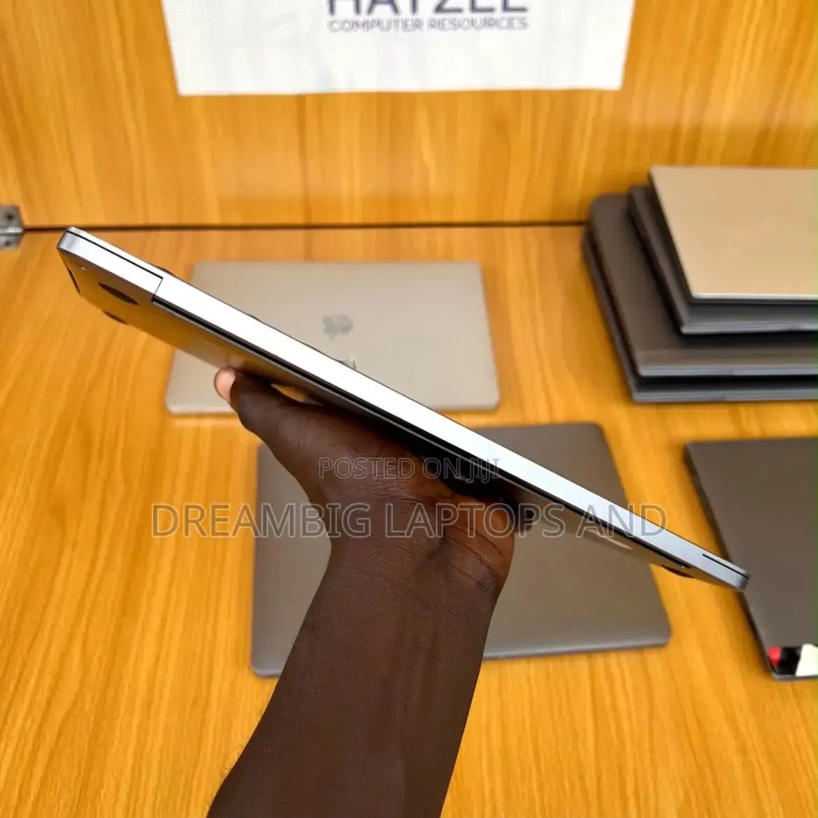 Laptop Apple MacBook Pro 2016 8GB Intel Core i5 SSD 256GB