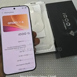 Vivo iQOO 15 256 GB Black