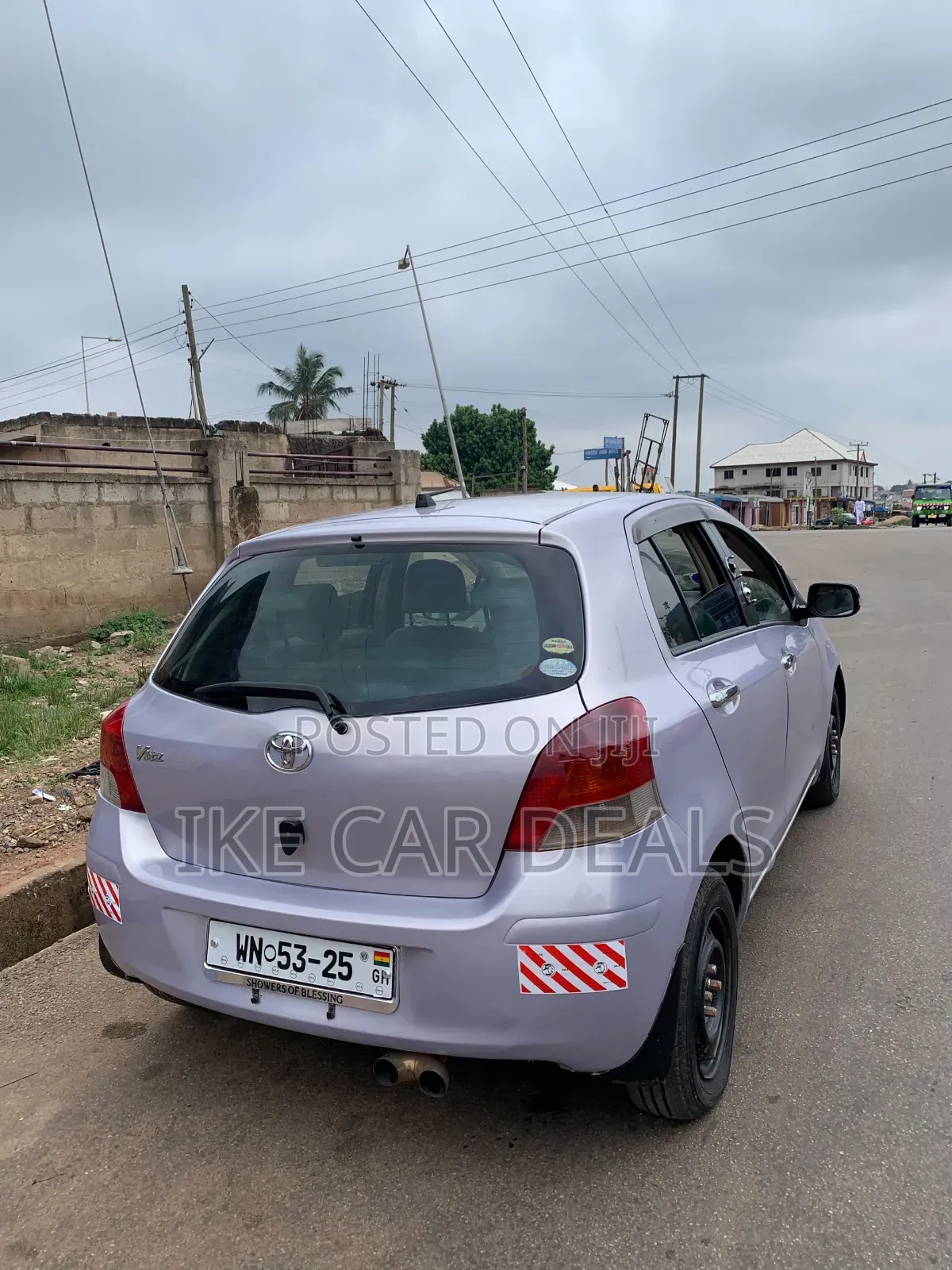 Toyota Vitz 1.3 FWD 5dr 2010 Silver