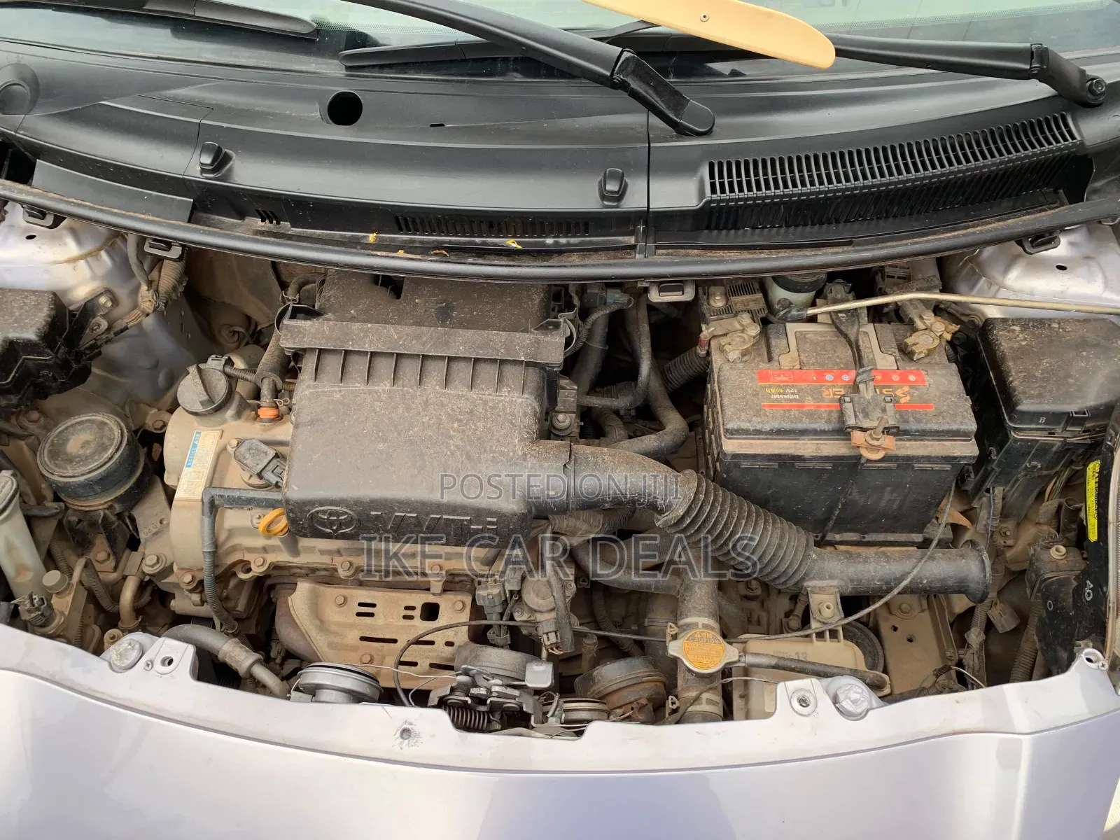 Toyota Vitz 1.3 FWD 5dr 2010 Silver