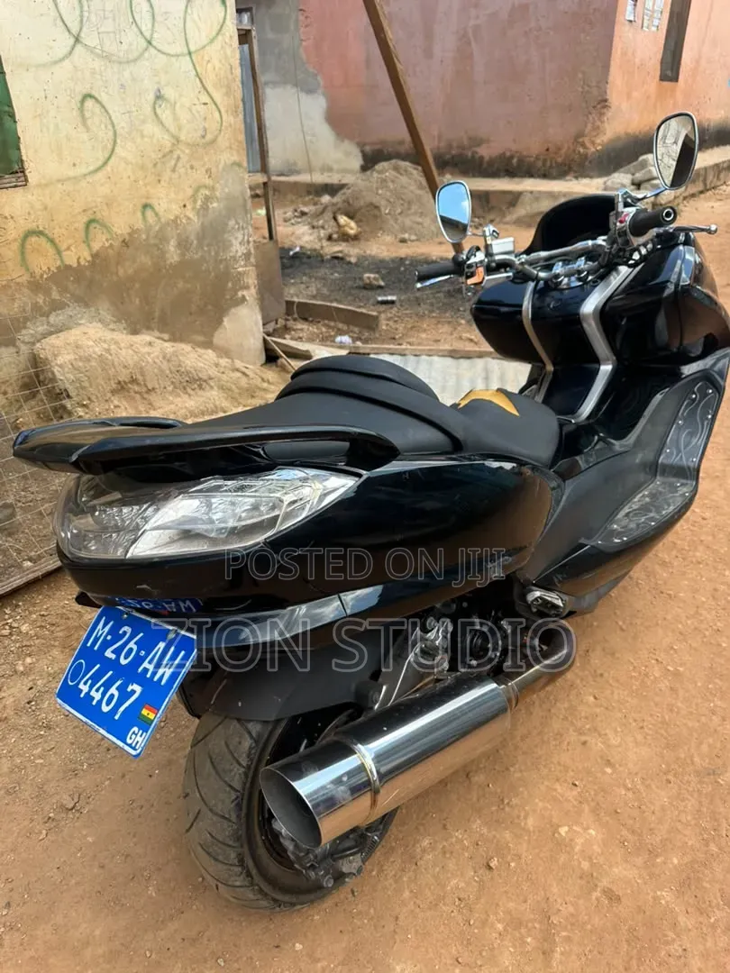 Yamaha Majesty 2023 Black