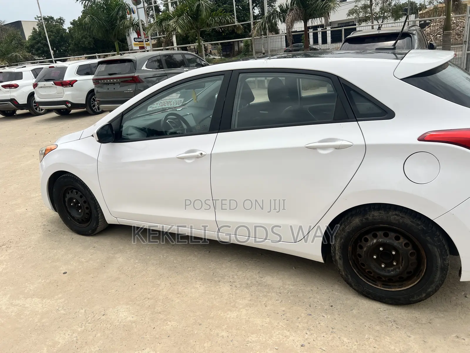 Hyundai Elantra Limited 4dr Sedan (1.8L 4cyl 6A) 2015 White