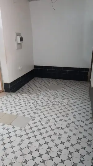 1bdrm Apartment in Madina, Zongo Junction for rent
