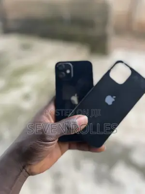Apple iPhone 12 64 GB Black