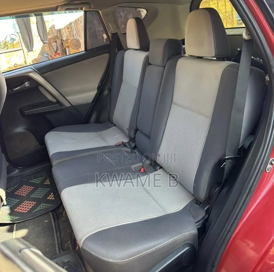 Toyota RAV4 LE 4dr SUV AWD (2.5L 4cyl 6A) 2015 Red