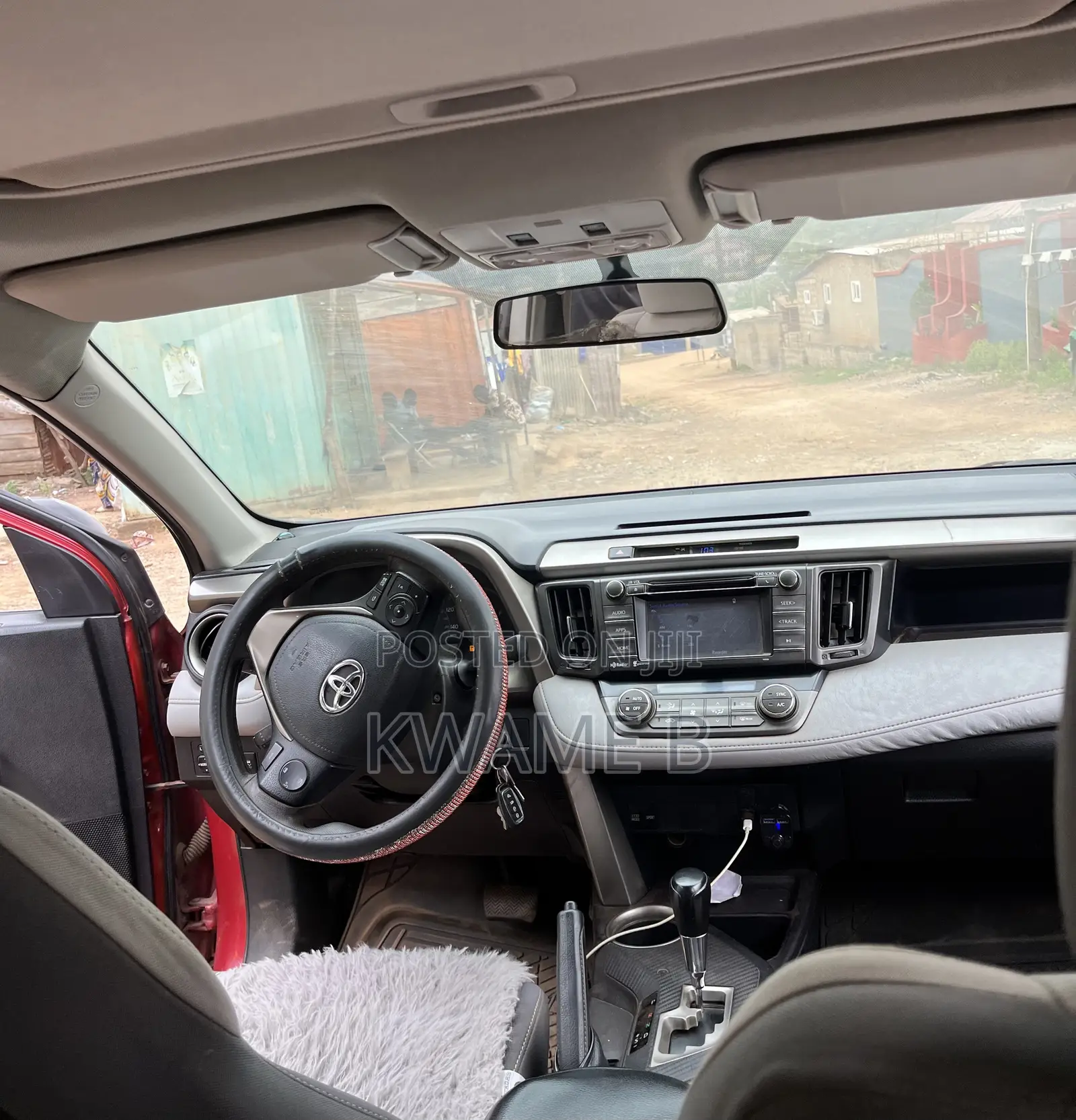 Toyota RAV4 LE 4dr SUV AWD (2.5L 4cyl 6A) 2015 Red