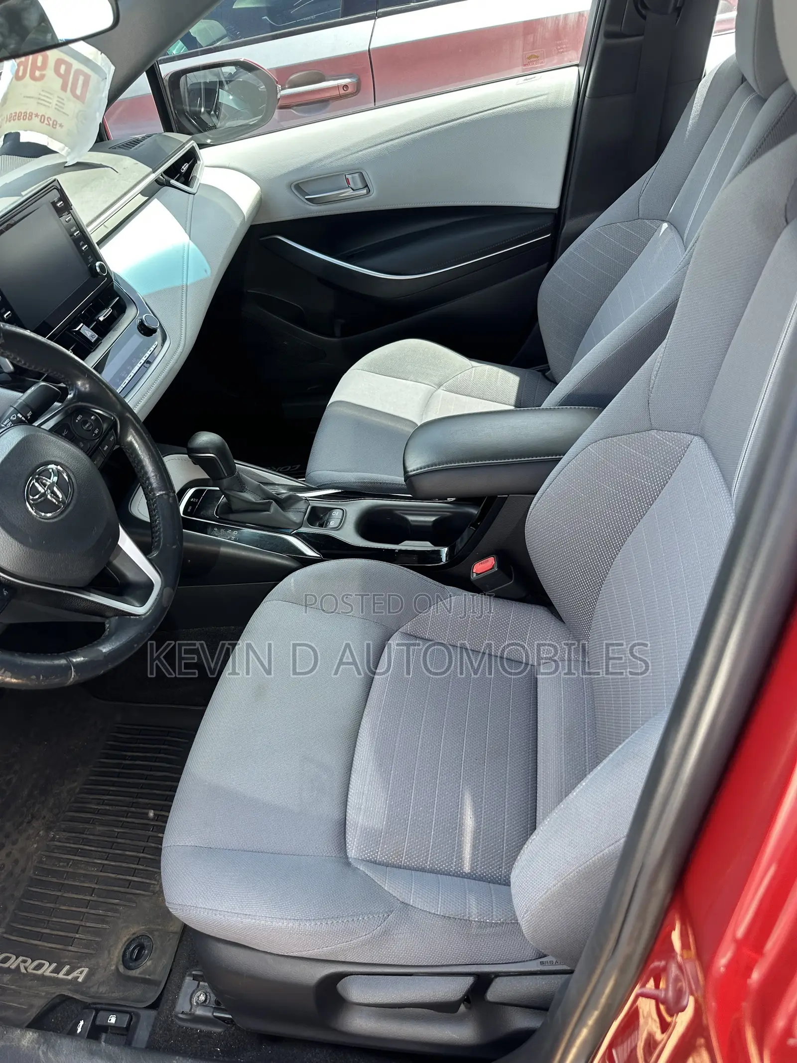Toyota Corolla SE 2020 Red