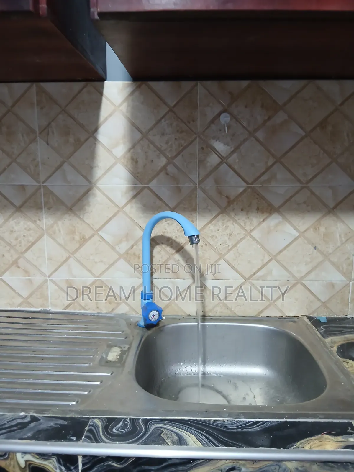 1bdrm Apartment in Holy Trinity Guest, Pillar 2 for rent