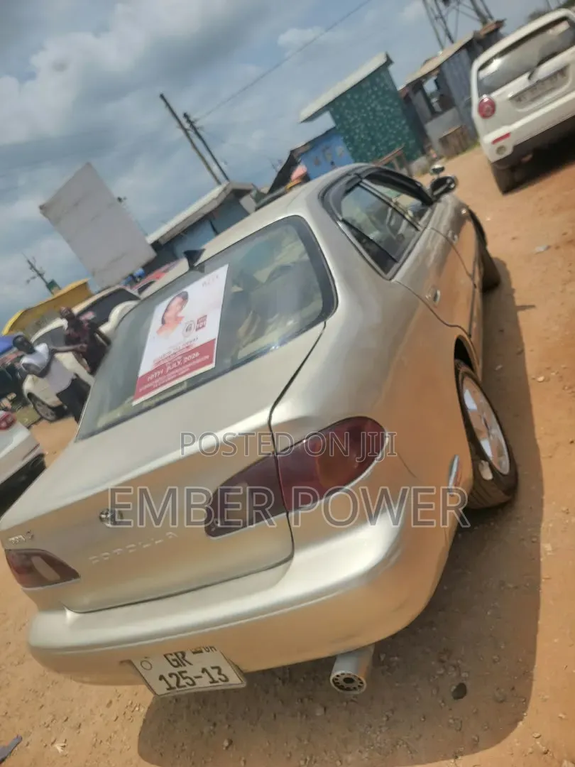 Toyota Corolla 2004 Silver
