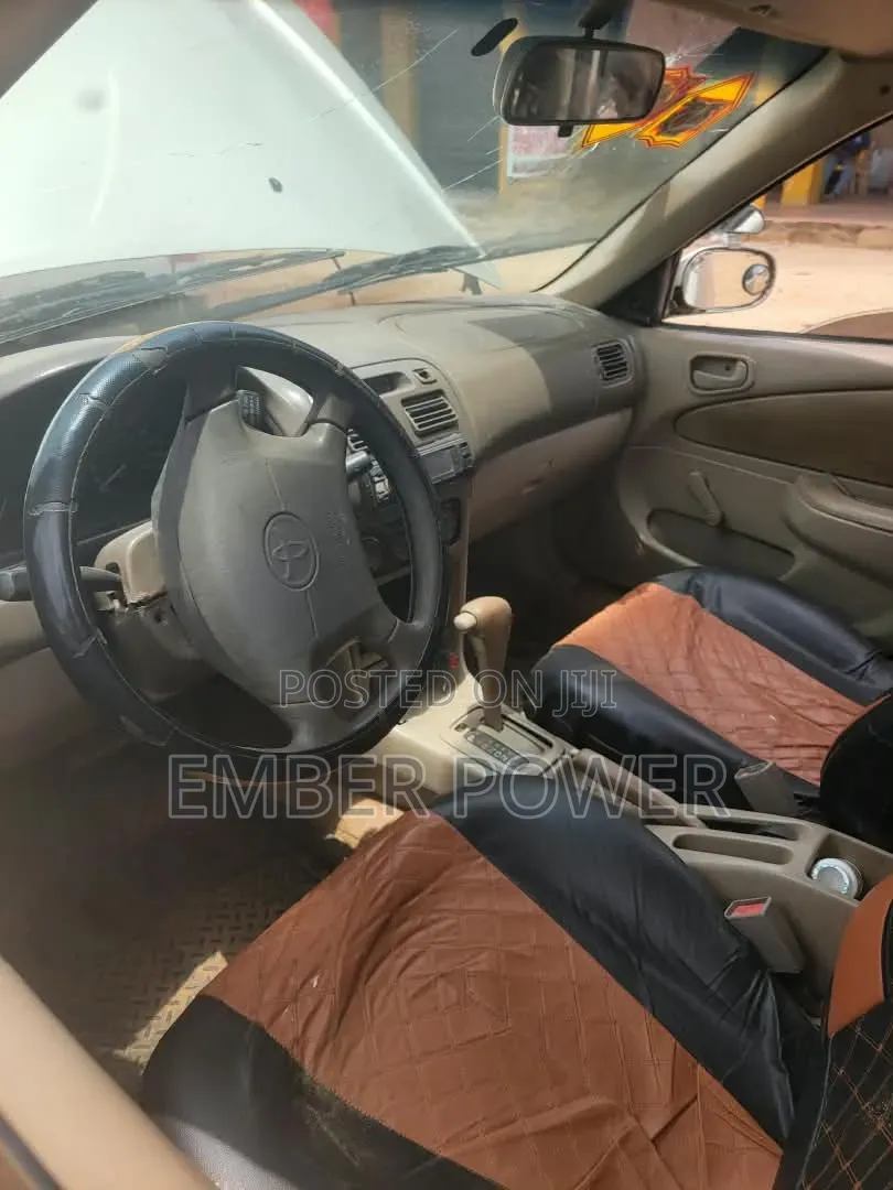 Toyota Corolla 2004 Silver