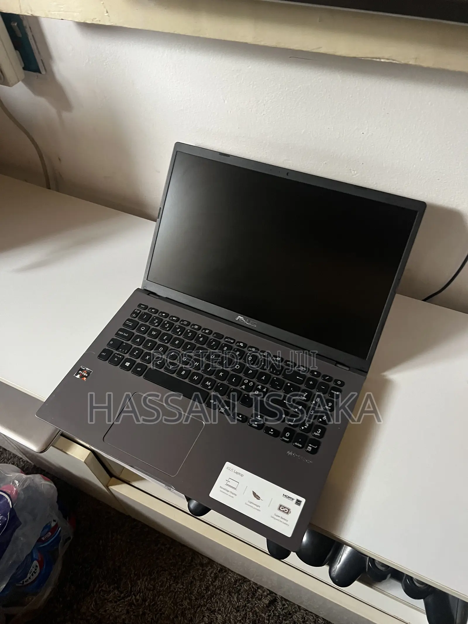 Laptop Asus A42JK 8GB AMD Ryzen 5 SSD 256GB